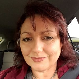 Meet your Posher, Cathy